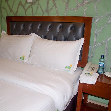 Ash White Hotel Nairobi Exterior photo