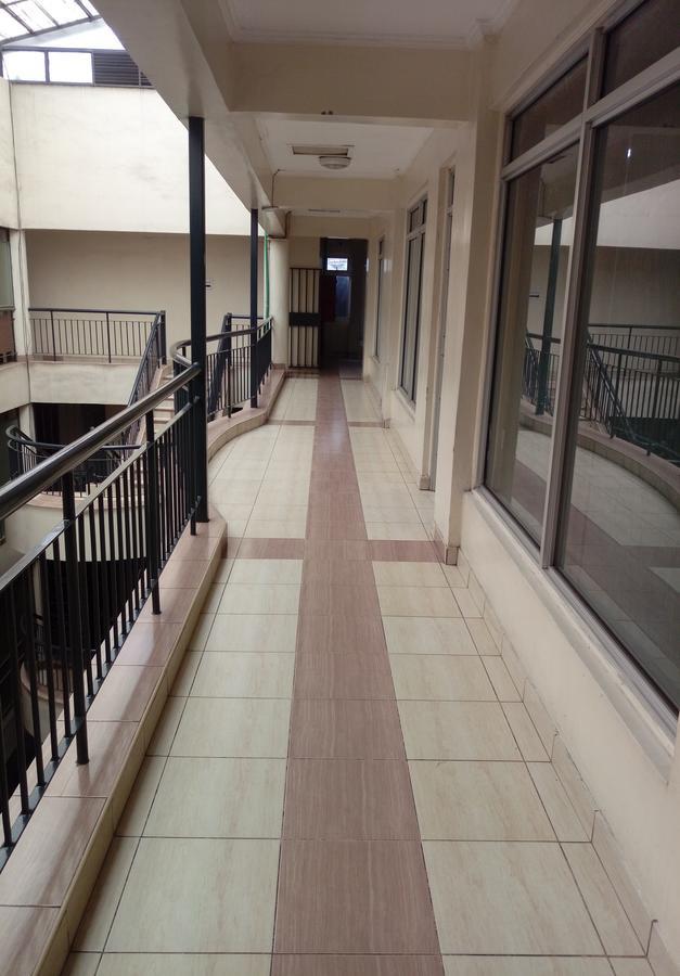 Ash White Hotel Nairobi Exterior photo