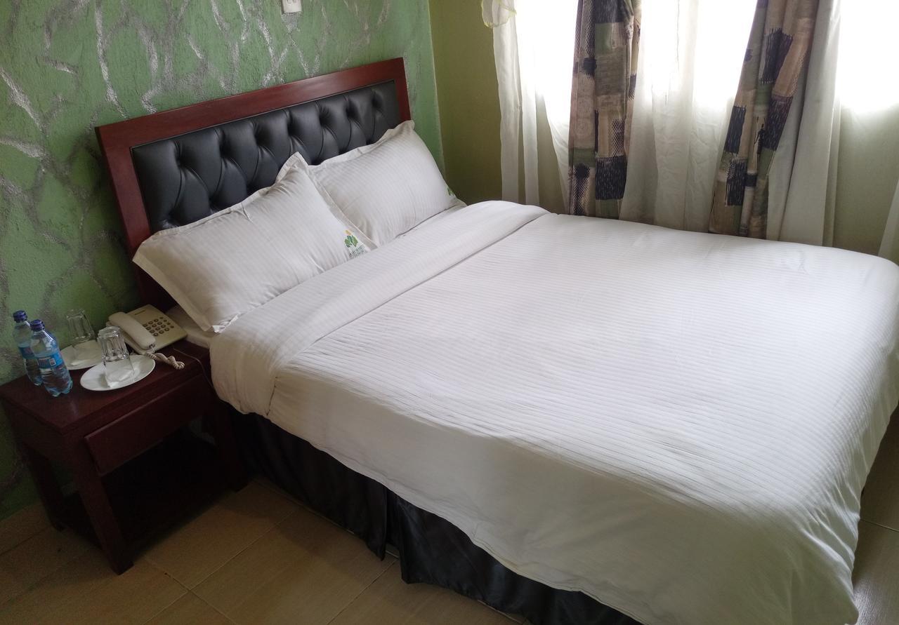 Ash White Hotel Nairobi Exterior photo