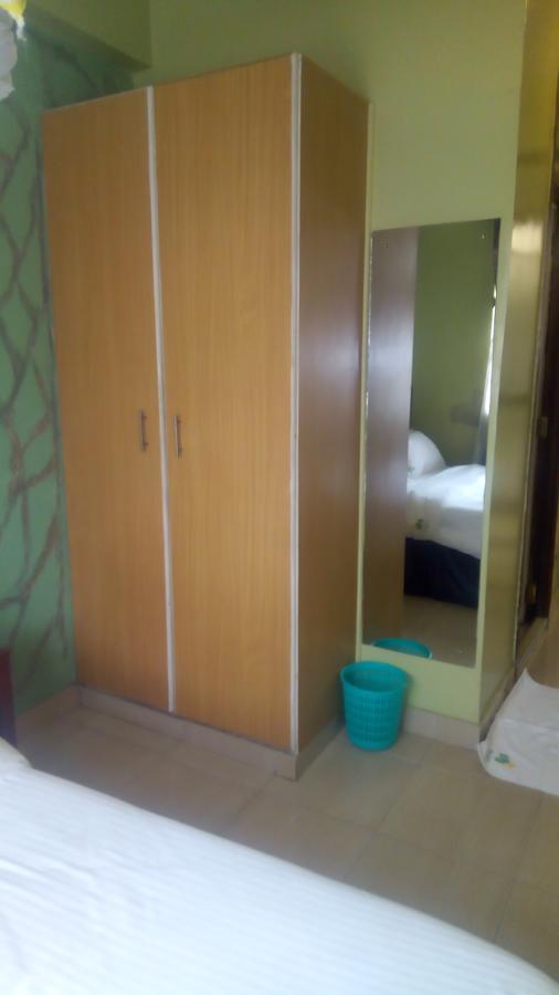 Ash White Hotel Nairobi Exterior photo