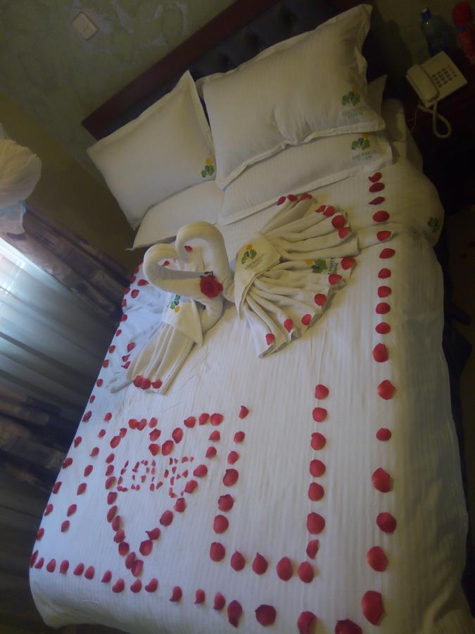 Ash White Hotel Nairobi Exterior photo